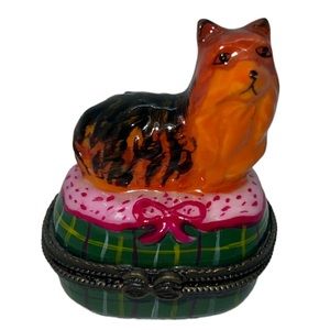 HAND PAINTED TRINKET HINGED BOX VINTAGE DOG